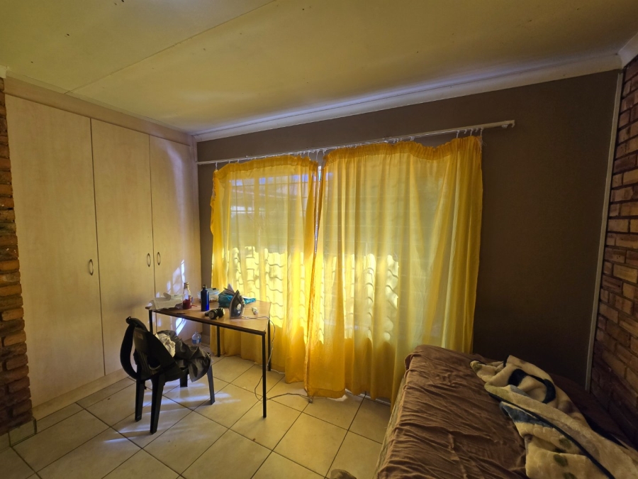 12 Bedroom Property for Sale in Universitas Free State